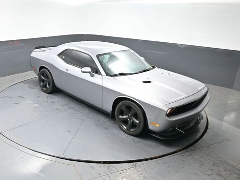 Used 2014 Dodge Challenger SXT w/ Super Sport Group (SS/T) RWD image 16