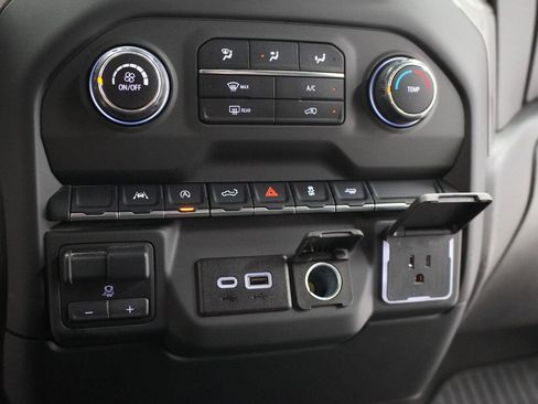 Used 2024 Chevrolet Silverado 1500 Custom RWD image 15