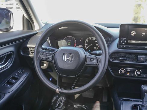 Used 2023 Honda HR-V LX image 13