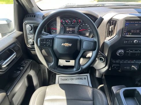 Used 2025 Chevrolet Silverado 3500 W/T AWD/4WD image 13