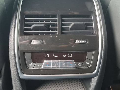 Used 2023 BMW XM AWD/4WD image 29