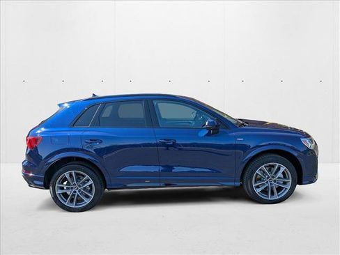 New 2025 Audi Q3 2.0T Premium image 4