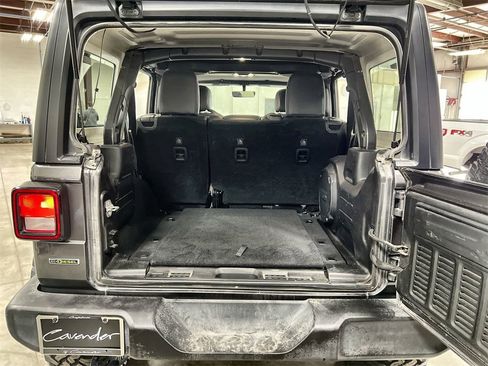 Used 2021 Jeep Wrangler Unlimited Sport S image 24