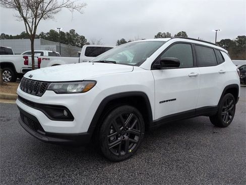 New 2026 Jeep Compass Latitude image 7