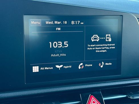 Certified 2025 Kia Niro LX image 19