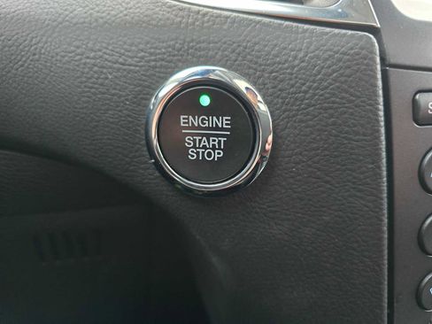 Used 2019 Ford Edge Titanium w/ Equipment Group 301A image 34