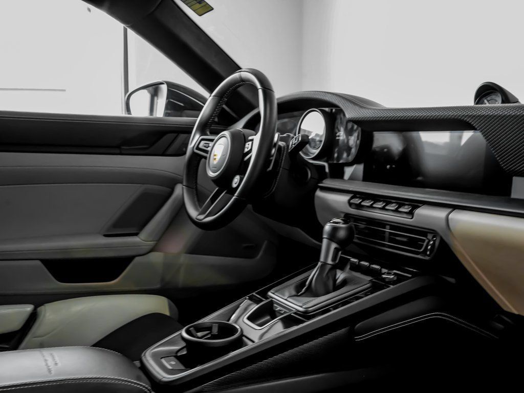 Certified 2022 Porsche 911 GT3 RWD image 30