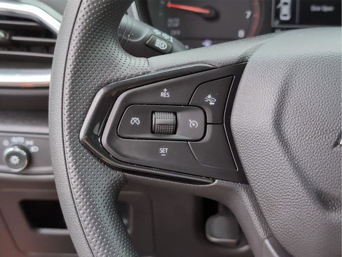 Used 2023 Chevrolet TrailBlazer LT FWD image 27