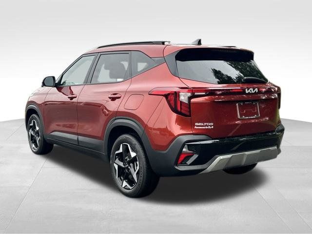 Used 2025 Kia Seltos S AWD/4WD image 8