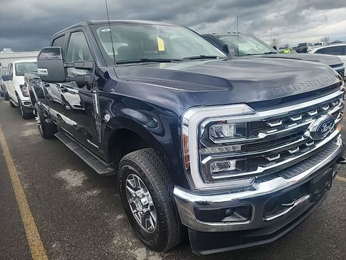 Used 2025 Ford F350 Lariat w/ Camper Package image 5