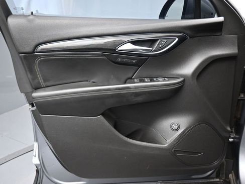 Used 2021 Buick Envision Essence AWD/4WD image 9