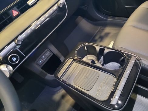 New 2026 Hyundai Ioniq 5 SEL RWD image 10