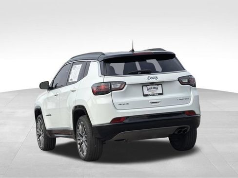 Used 2022 Jeep Compass Limited w/ Elite Group AWD/4WD image 5