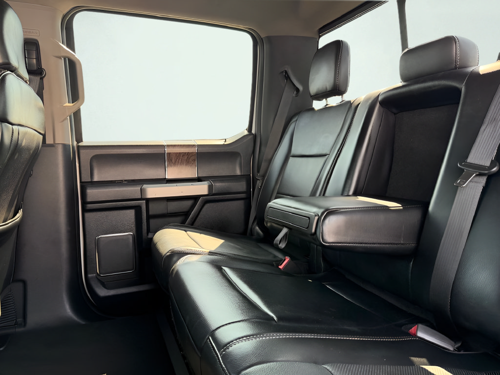 Used 2019 Ford F250 Lariat w/ Lariat Ultimate Package AWD/4WD image 28