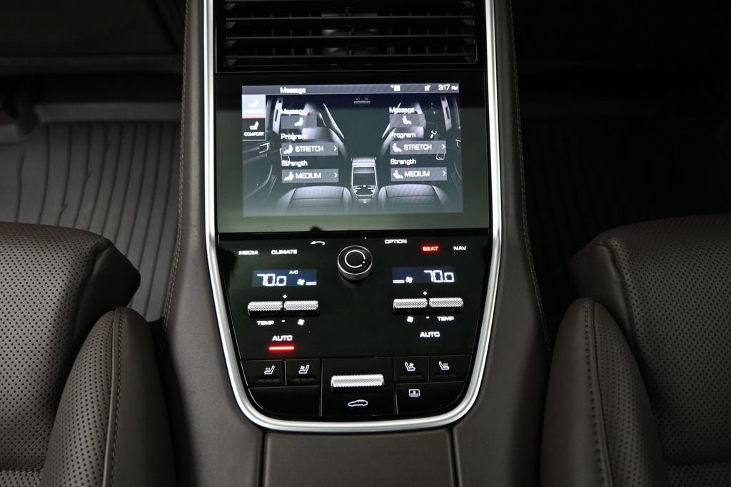 Used 2018 Porsche Panamera Turbo Executive AWD/4WD image 30