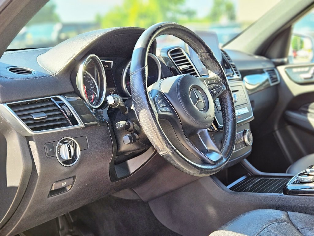 Used 2017 Mercedes-Benz GLS 450 4MATIC image 20