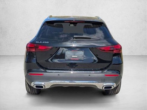Certified 2026 Mercedes-Benz GLA 250 image 7