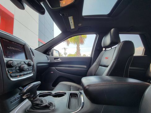 Used 2018 Dodge Durango R/T w/ Blacktop Package RWD image 16