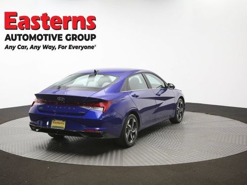 Used 2023 Hyundai Elantra Limited w/ Preferred Accessory Package FWD image 42
