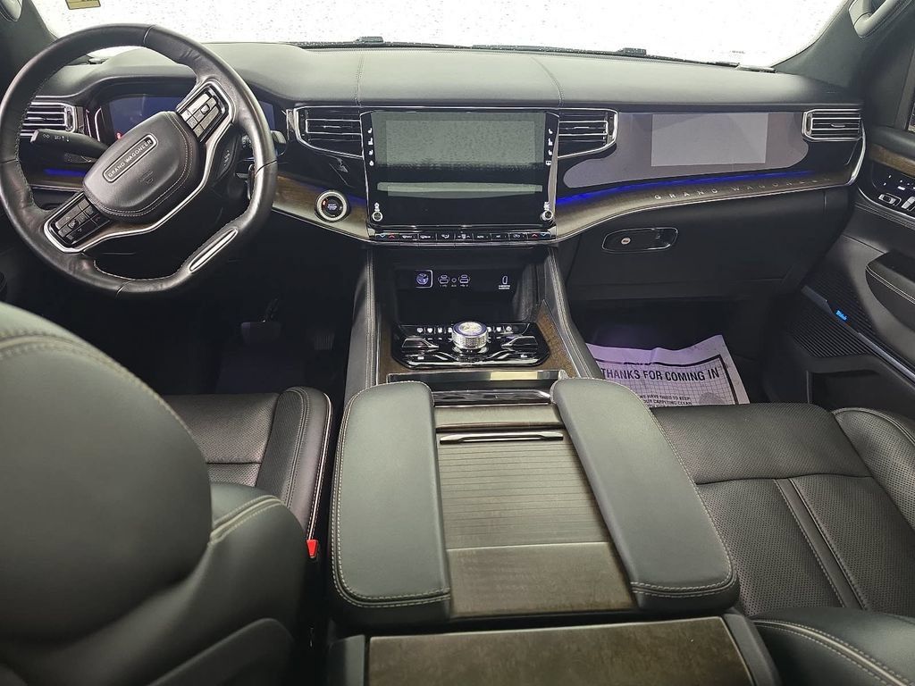 Used 2022 Jeep Grand Wagoneer Series II w/ Premium Group II AWD/4WD image 9