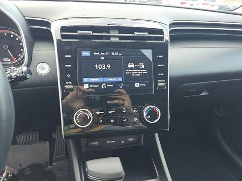 Used 2023 Hyundai Tucson SEL FWD image 14