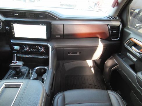 Used 2022 GMC Sierra 1500 Denali image 16