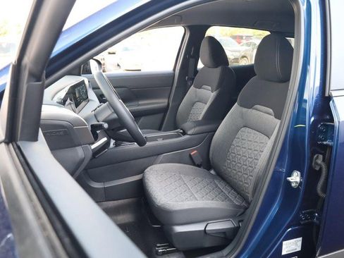 New 2026 Nissan Kicks SV image 8