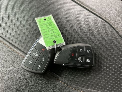 Used 2023 GMC Sierra 1500 AT4 w/ AT4 Premium Package image 12