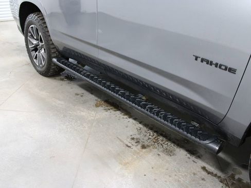 Used 2021 Chevrolet Tahoe Z71 w/ Z71 Off-Road Package image 13