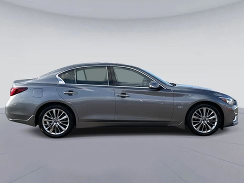 Used 2020 INFINITI Q50 Luxe image 2