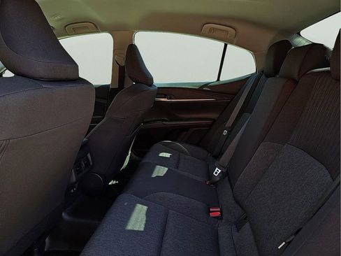 Used 2026 Toyota Camry LE image 10