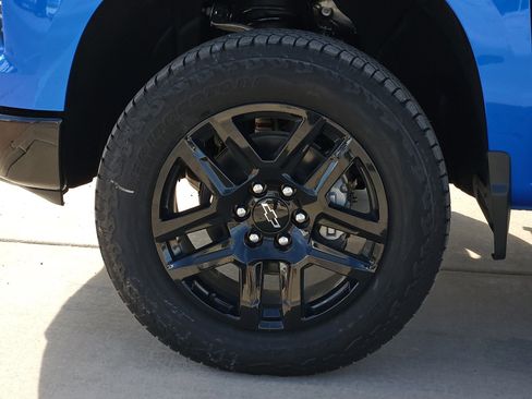 New 2026 Chevrolet Silverado 1500 LT Trail Boss w/ Convenience Package II image 9