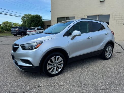 Used 2019 Buick Encore Preferred FWD image 4
