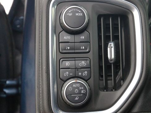 Used 2021 Chevrolet Silverado 3500 High Country w/ Technology Package AWD/4WD image 17