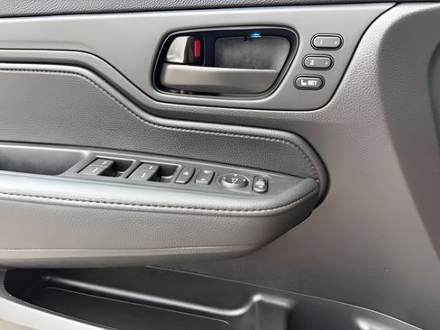 Used 2025 Honda Odyssey EX-L image 20