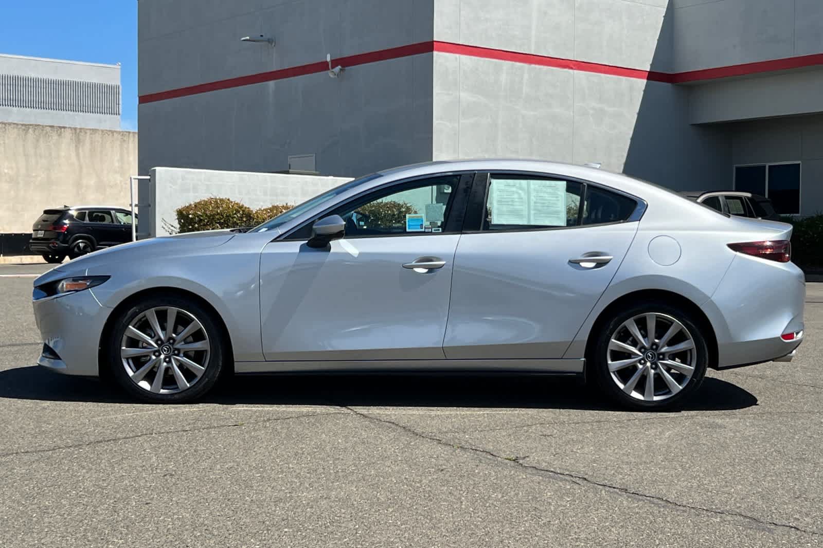 Used 2019 MAZDA MAZDA3 AWD Sedan w/ Preferred Package image 9