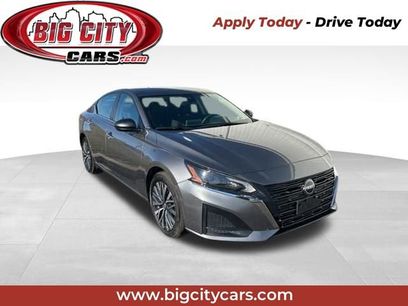 Used 2024 Nissan Altima 2.5 SV