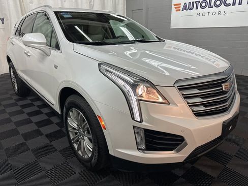 Used 2017 Cadillac XT5 Luxury w/ Driver Awareness Package image 2