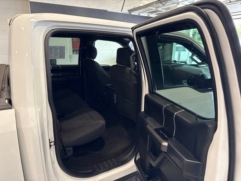 Used 2018 Ford F150 XLT w/ Equipment Group 302A Luxury AWD/4WD image 16