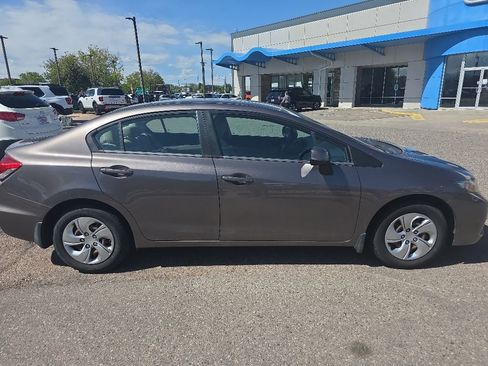 Used 2013 Honda Civic LX image 3