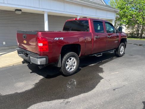 Used 2013 Chevrolet Silverado 2500 LT w/ Interior Plus Package AWD/4WD image 3