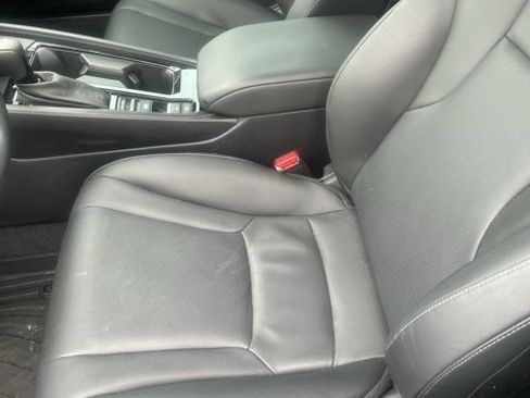 Certified 2025 Honda Accord EX-L image 9