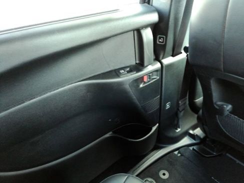 Used 2026 Chrysler Pacifica Select image 34