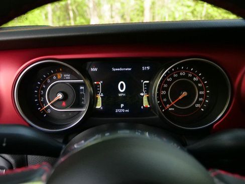 Used 2023 Jeep Gladiator Rubicon w/ LED Lighting Group image 7