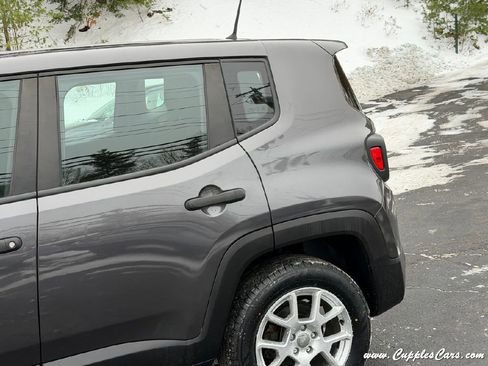Used 2019 Jeep Renegade Sport image 35