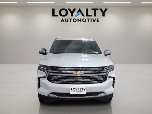 Used 2024 Chevrolet Suburban Premier w/ Advanced Technology Package image 8