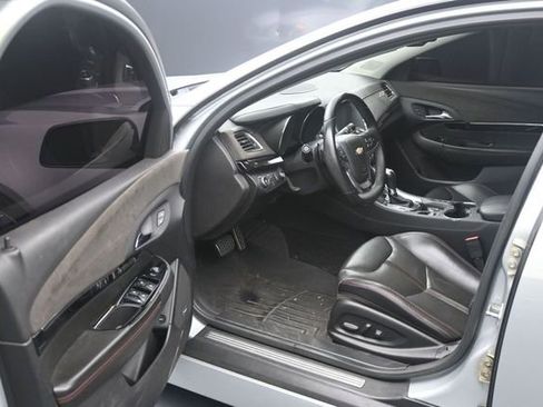 Used 2015 Chevrolet SS RWD image 9