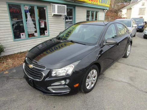 Used 2016 Chevrolet Cruze LS image 3