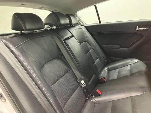 Used 2017 Kia Forte EX FWD image 59
