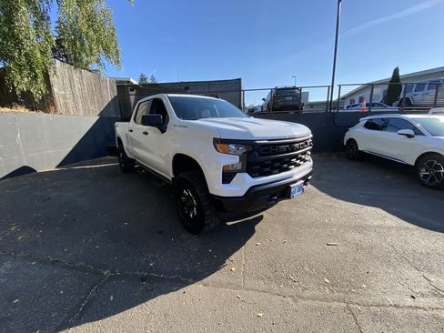 Used 2024 Chevrolet Silverado 1500 W/T w/ Trailering Package AWD/4WD image 8